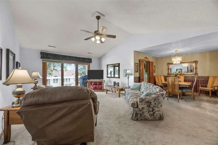 4545 Westchester Drive Ne #C, Cedar Rapids, IA 52402 - #3
