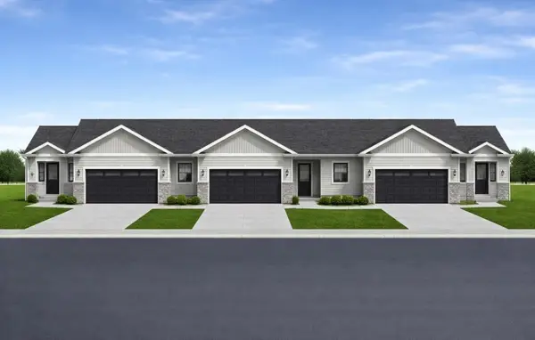 567 Meadow Oak Circle, Fairfax, IA 52228
