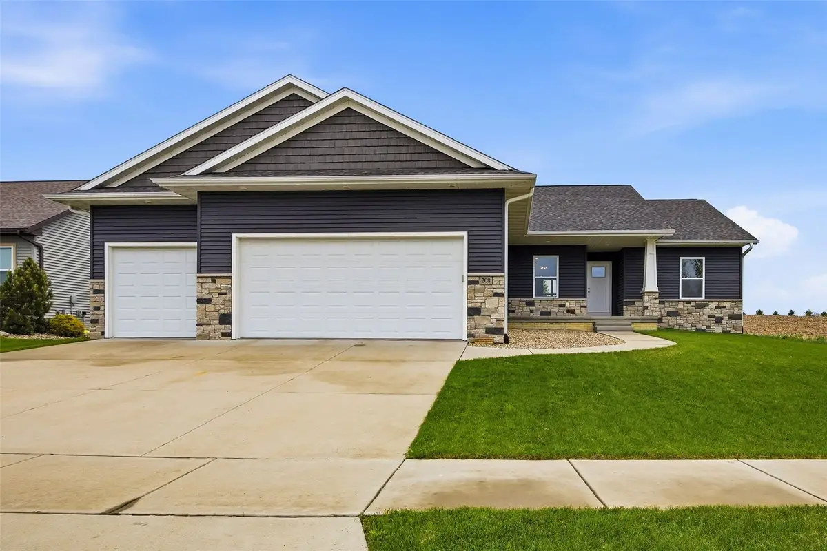 208 Shiloh Vista Avenue, Urbana, IA 52345 - #1