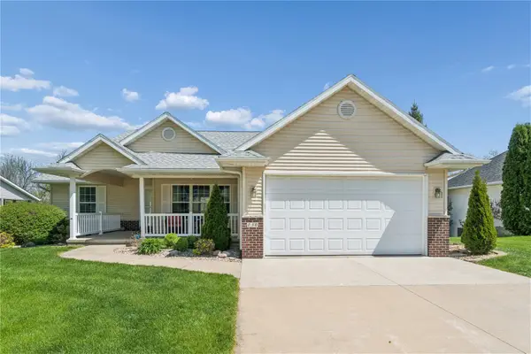 130 Orchard Street Sw, Swisher, IA 52338