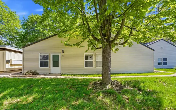 1220 Village Road #16, Iowa City, IA 52240