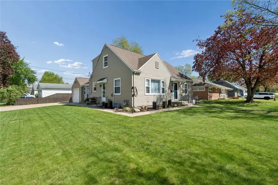 500 31st Street Se, Cedar Rapids, IA 52402 - #2