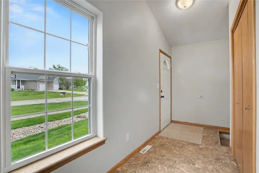 246 Whirlaway Lane, Fairfax, IA 52228 - #3