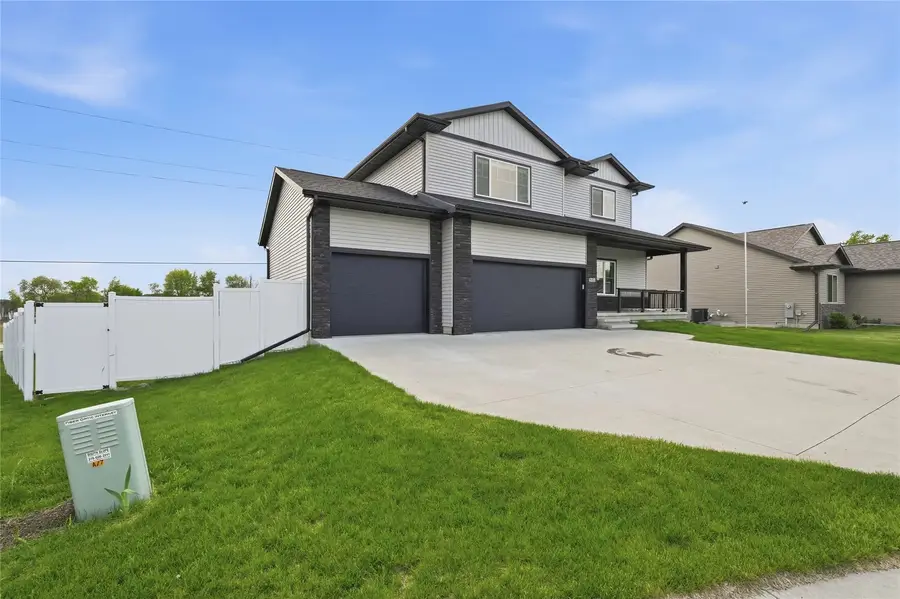 903 Carl Court, Solon, IA 52333 - #2