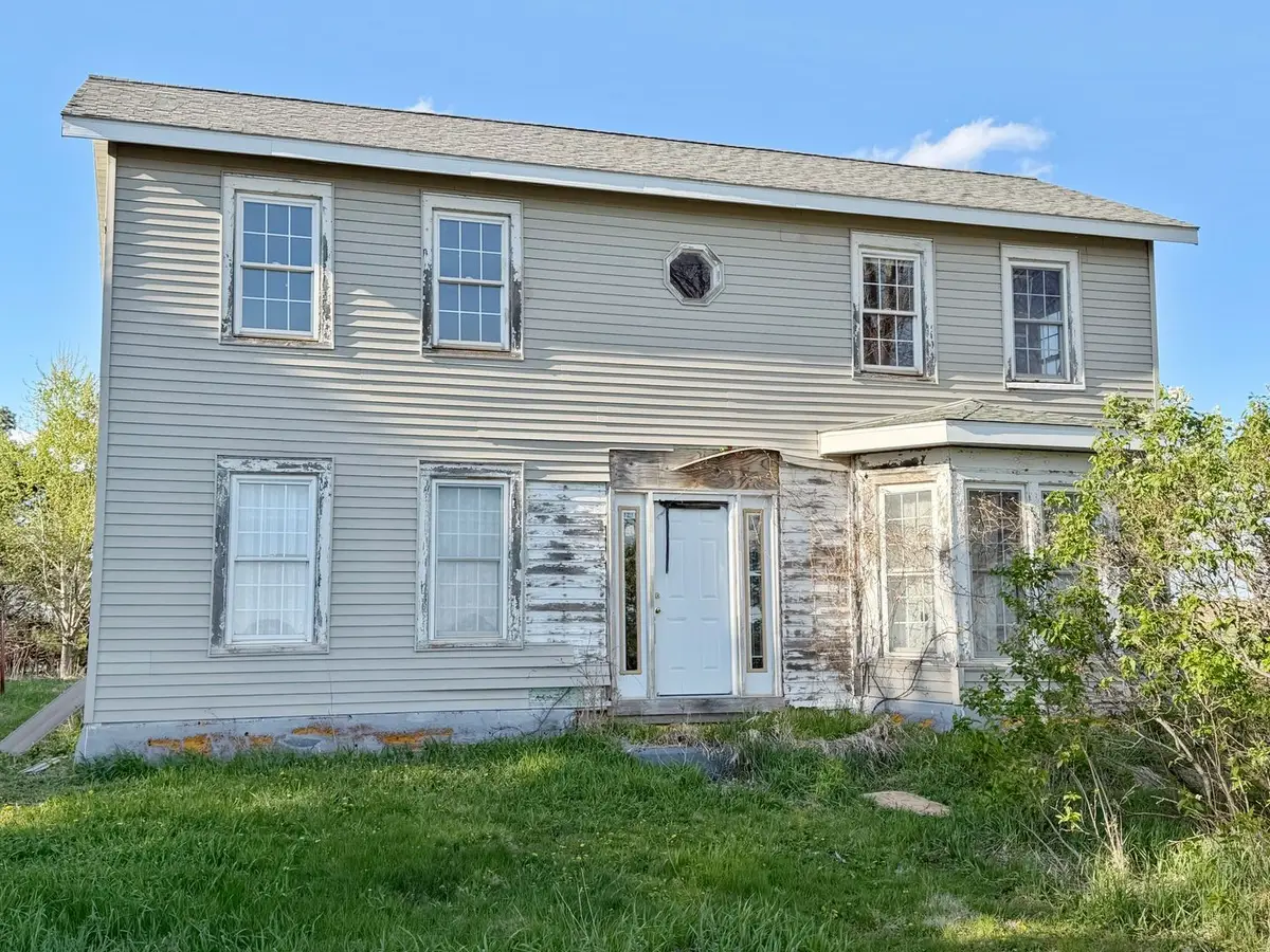 1555 77th St, Iowa, IA 52208 - #1