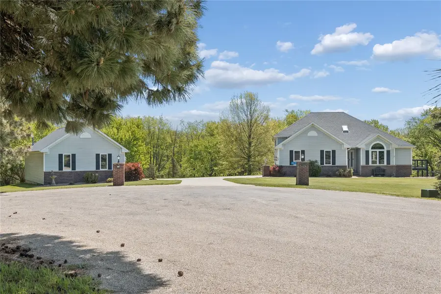 3313 Cedar Hill Drive Ne, Solon, IA 52333 - #3
