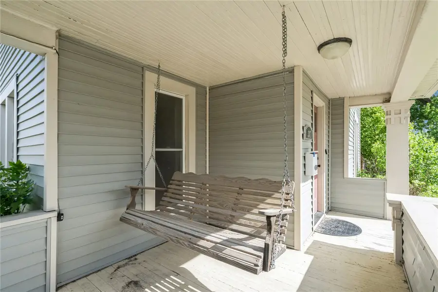 387 11th Street, Marion, IA 52302 - #3