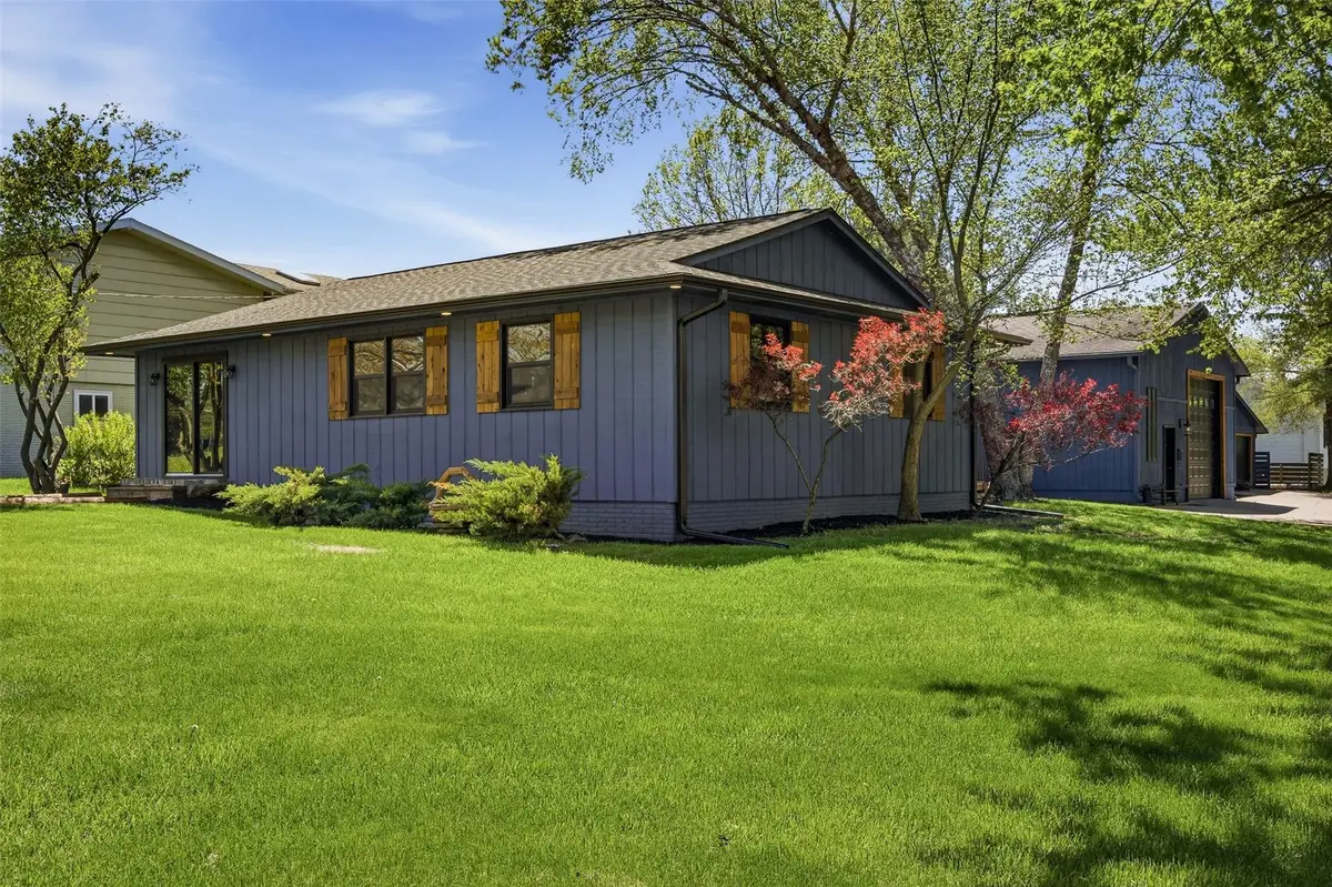 6401 Hickory Boulevard Se, Cedar Rapids, IA 52403 - #1