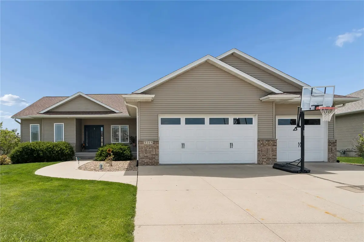 3215 Stanley Cup Drive, Marion, IA 52302 - #1