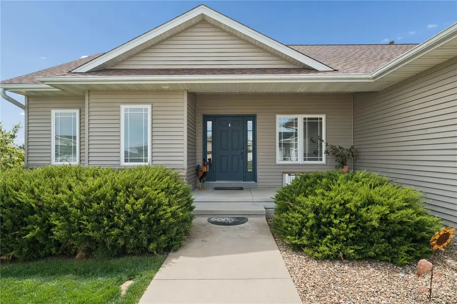3215 Stanley Cup Drive, Marion, IA 52302 - #3