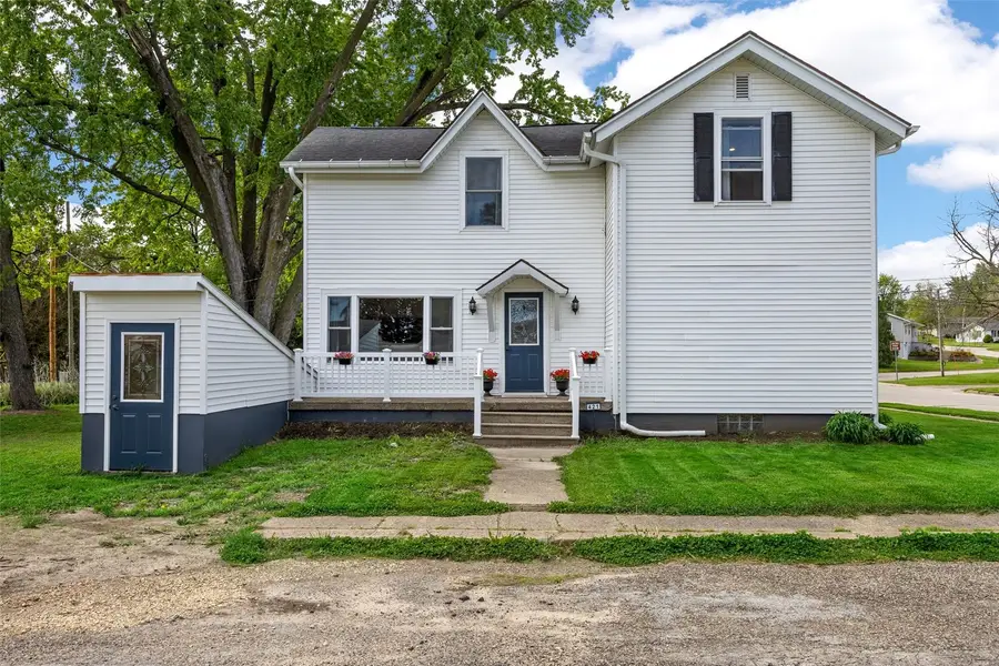 421 W 5th Street, Monticello, IA 52310 - #3