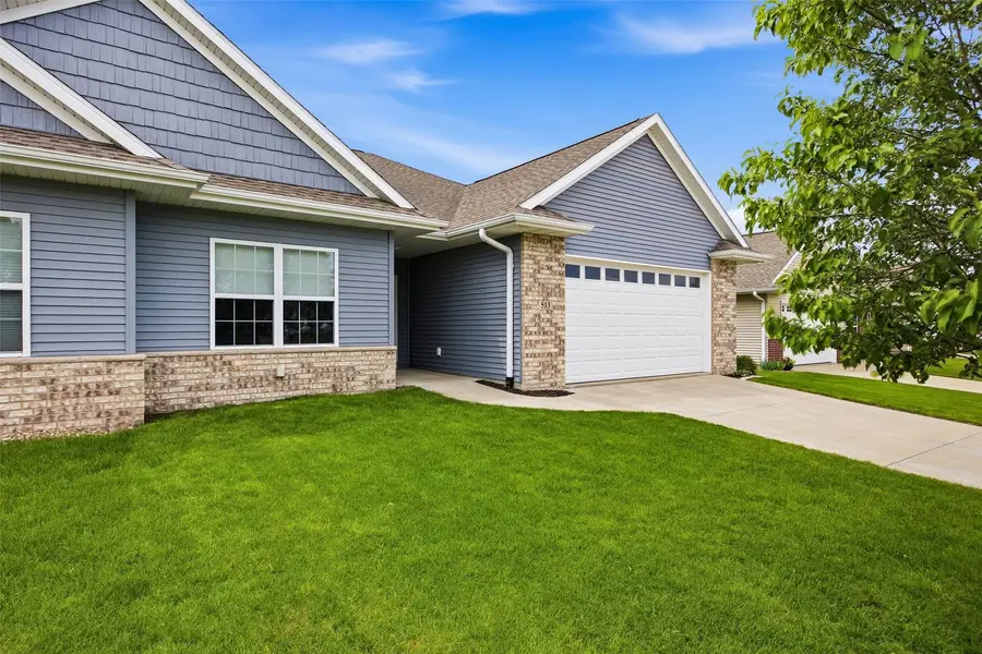 513 Majestic Oak, Solon, IA 52333 - #2