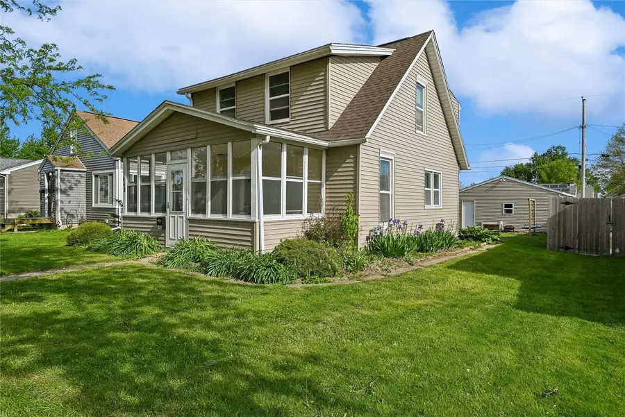648 22nd Avenue Sw, Cedar Rapids, IA 52404 - #3