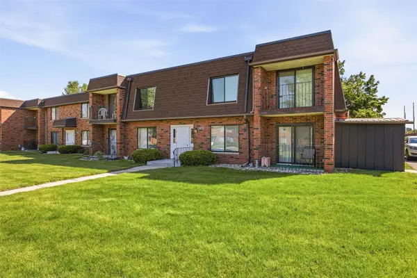 5712 Golden Court Ne #59, Cedar Rapids, IA 52402