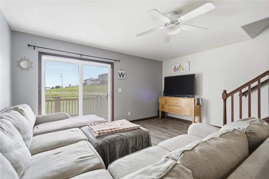 3104 Blackberry Circle Sw, Cedar Rapids, IA 52404 - #3