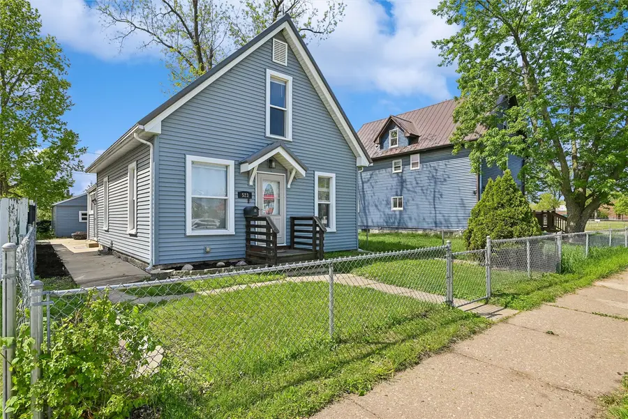 523 6th Avenue Sw, Cedar Rapids, IA 52404 - #2
