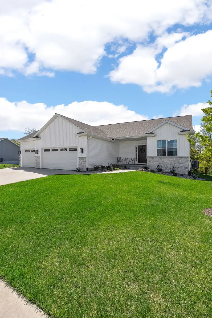 329 Mccarran Avenue Ne, Cedar Rapids, IA 52402 - #3