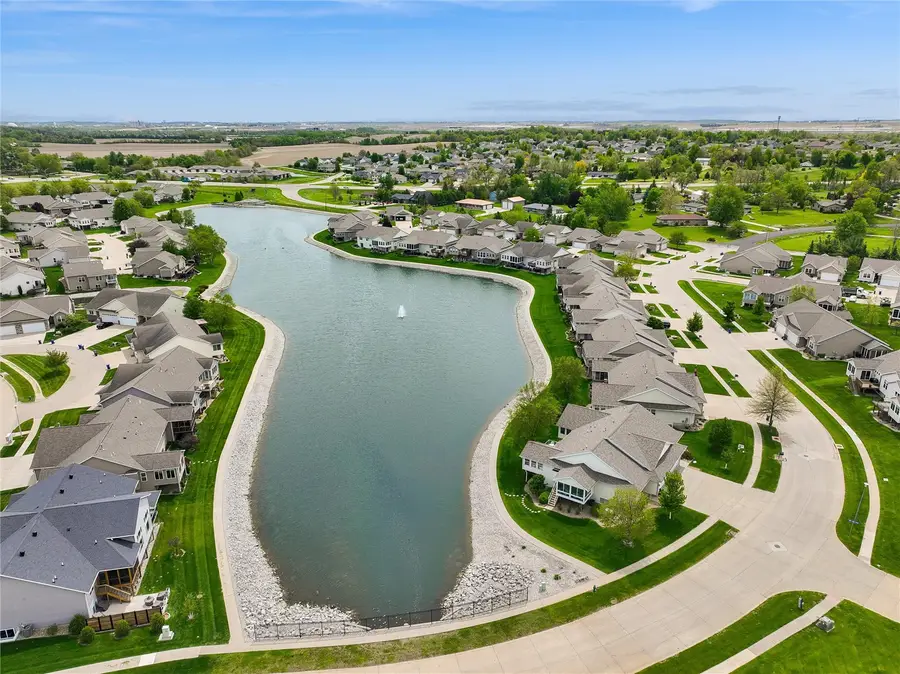 4103 Lakeview Sw, Cedar Rapids, IA 52404 - #3