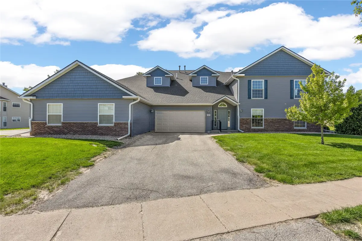 4300 Westchester Drive Ne #C, Cedar Rapids, IA 52402 - #1