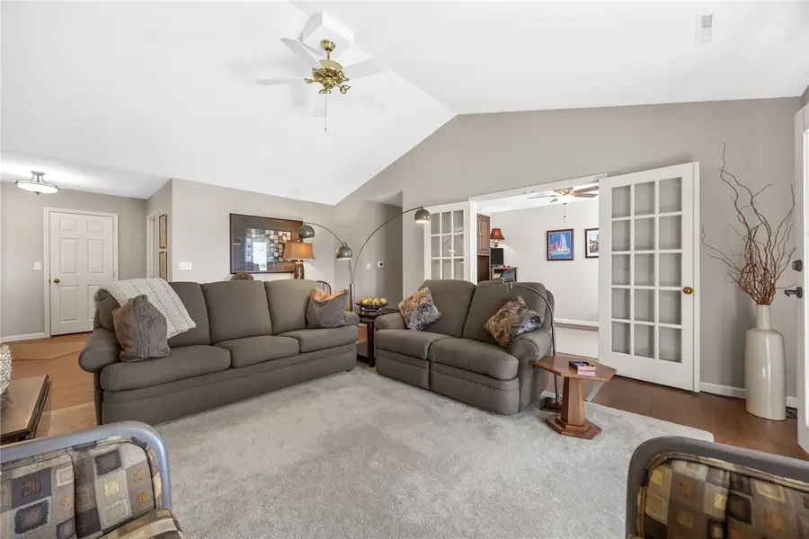 4300 Westchester Drive Ne #C, Cedar Rapids, IA 52402 - #3