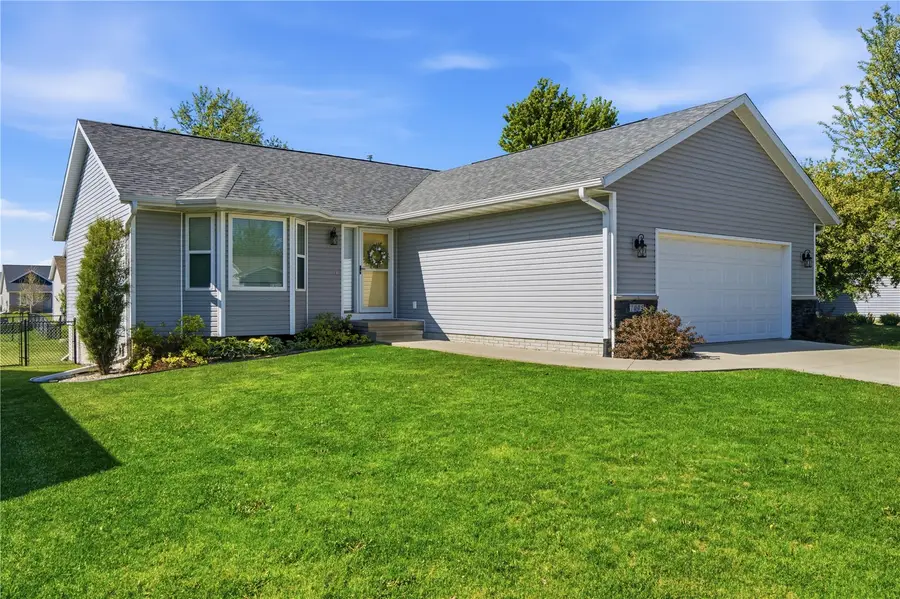 1005 Ashford Drive Ne, Cedar Rapids, IA 52402 - #2