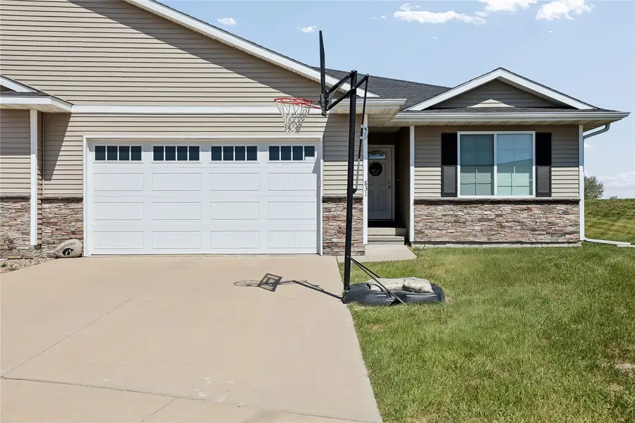 831 Heartland Court, Fairfax, IA 52228 - #2