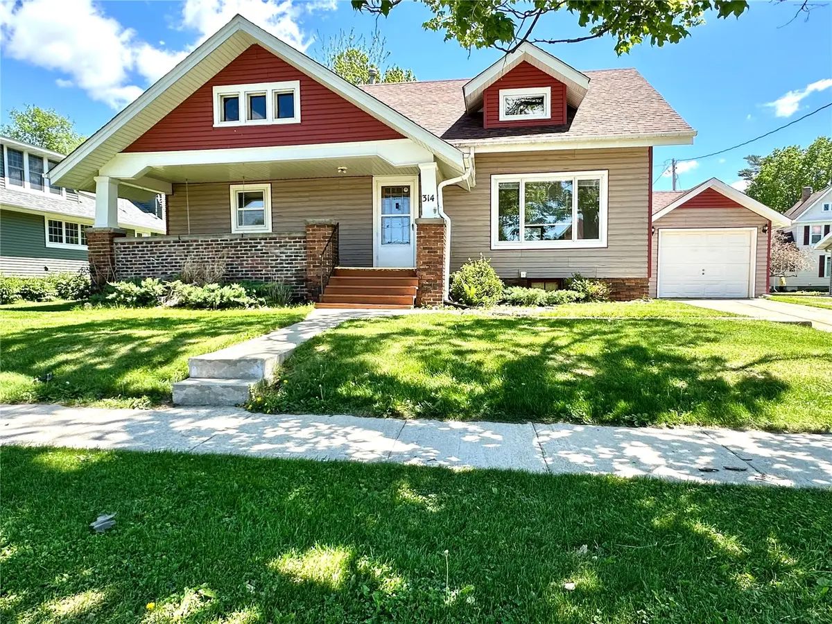 314 N Maple Street, Monticello, IA 52310 - #1