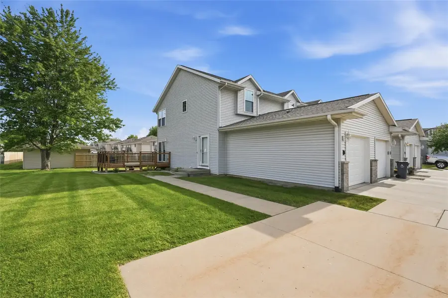 3415 Queen Drive Sw #D, Cedar Rapids, IA 52404 - #2