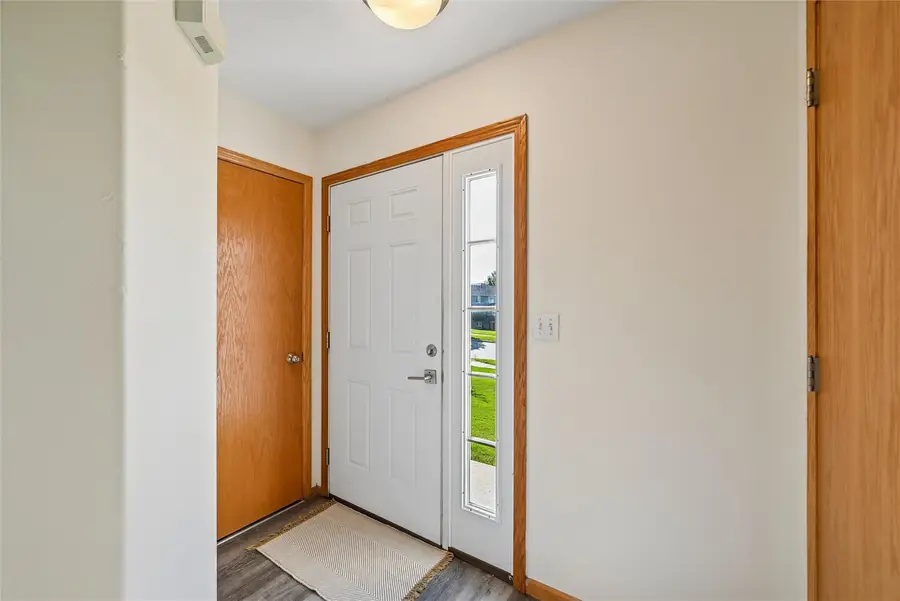 3740 37th Avenue Sw #A, Cedar Rapids, IA 52404 - #3