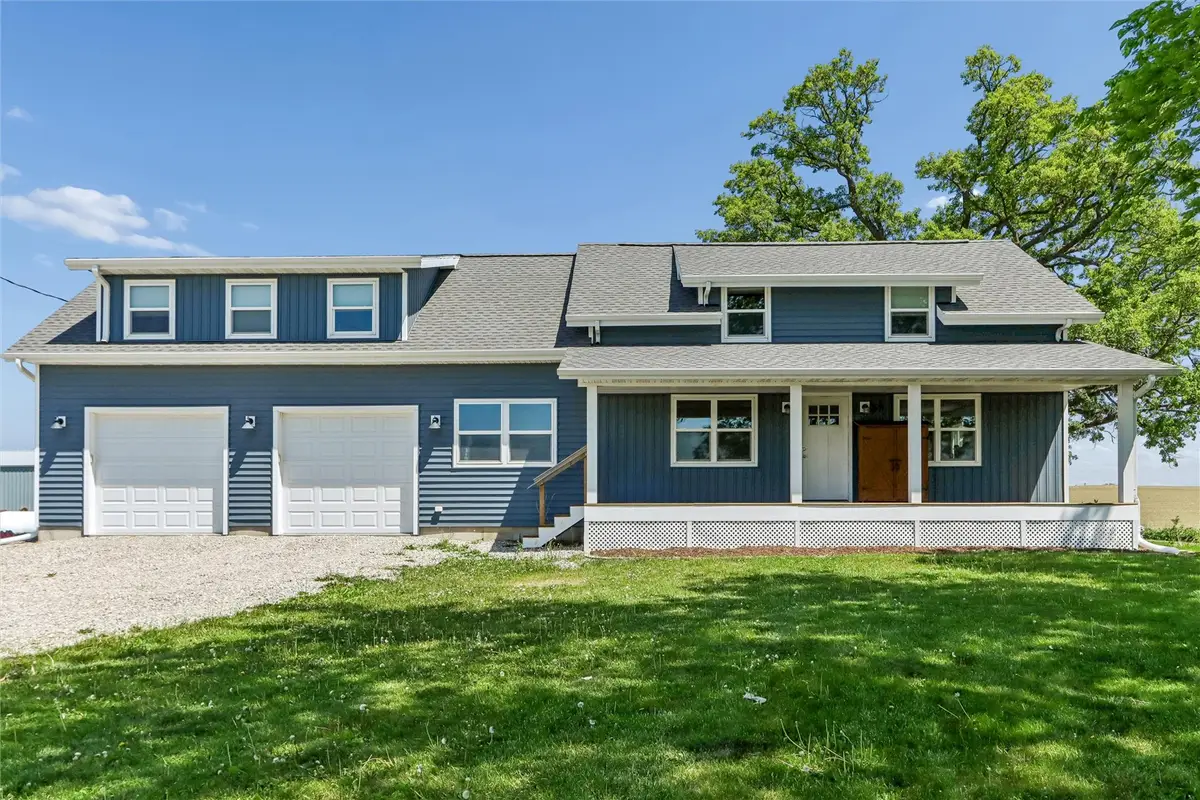 7544 Hwy 21, Belle Plaine, IA 52208 - #1