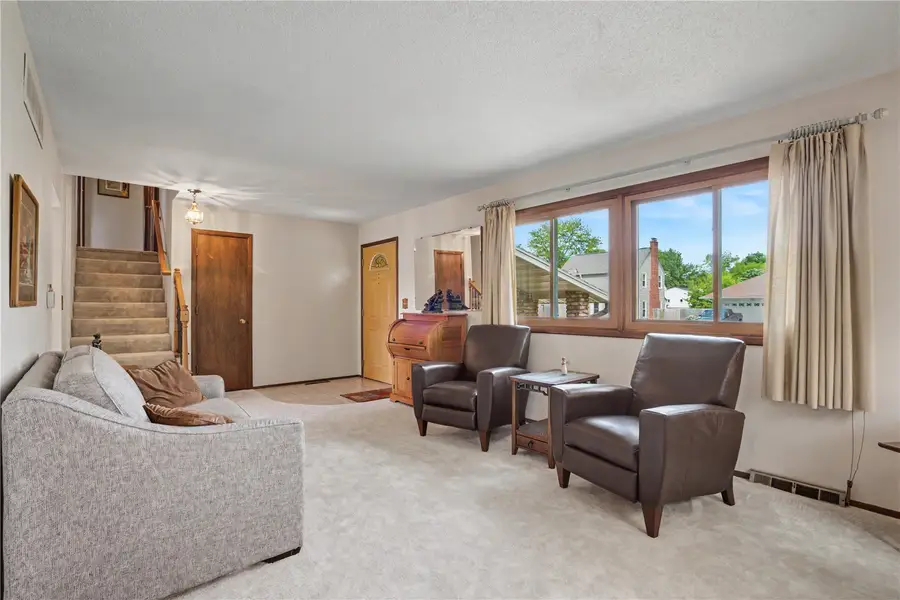1129 25th St, Cedar Rapids, IA 52403 - #3