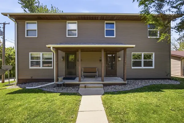 350 & 352 3rd Avenue, Marion, IA 52302