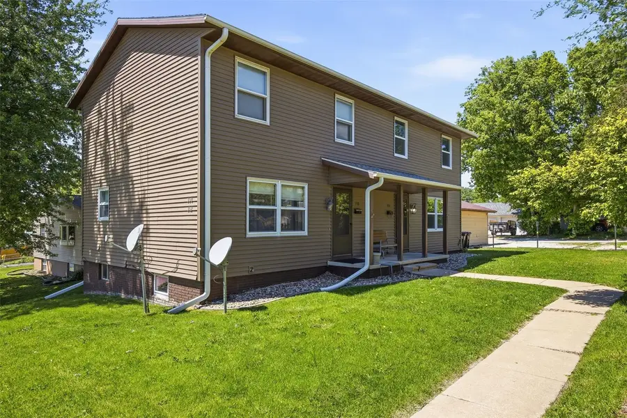 350 & 352 3rd Avenue, Marion, IA 52302 - #3