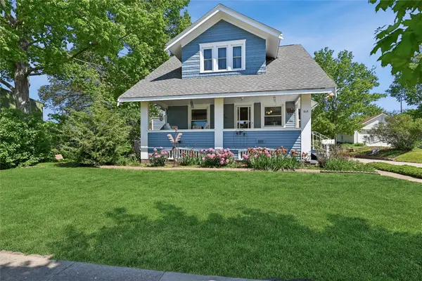618 32nd Street Ne, Cedar Rapids, IA 52402