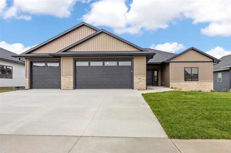 4374 Hastings Drive, Marion, IA 52302 - #2