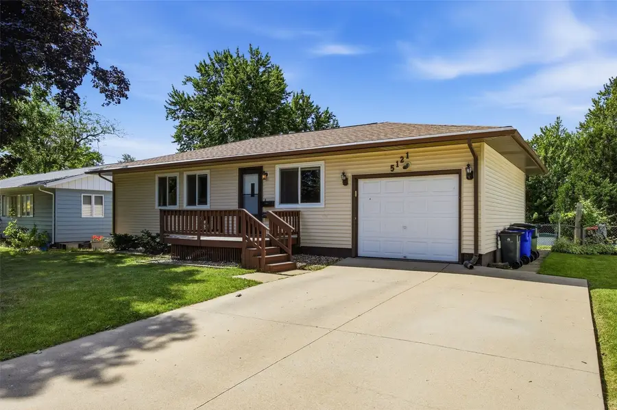 5121 Kesler Road Nw, Cedar Rapids, IA 52405 - #2