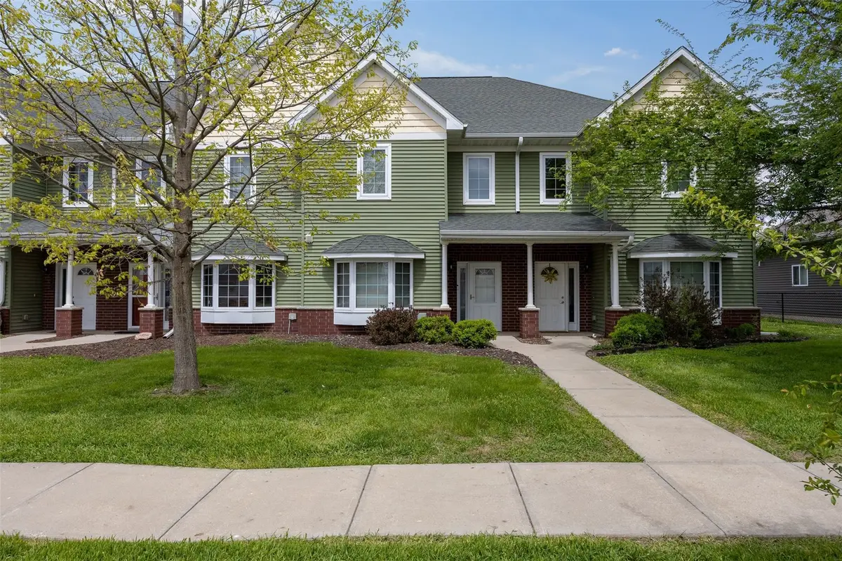 2628 Pinto Ln, Iowa City, IA 52240 - #1