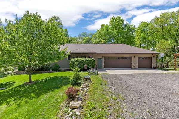 2457 125th Drive, Marengo, IA 52301