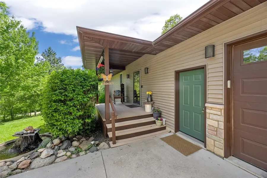 2457 125th Drive, Marengo, IA 52301 - #2