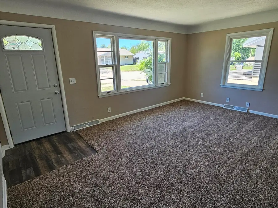 1118 Brockman Drive Se, Cedar Rapids, IA 52403 - #3