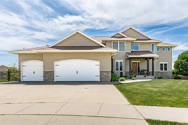 624 Lincoln Court, Center Point, IA 52213