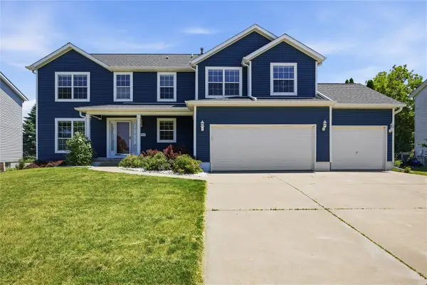 7916 Gray Fox Drive Ne, Cedar Rapids, IA 58240