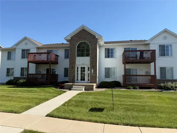 5575 Kacena Avenue #5, Marion, IA 52302