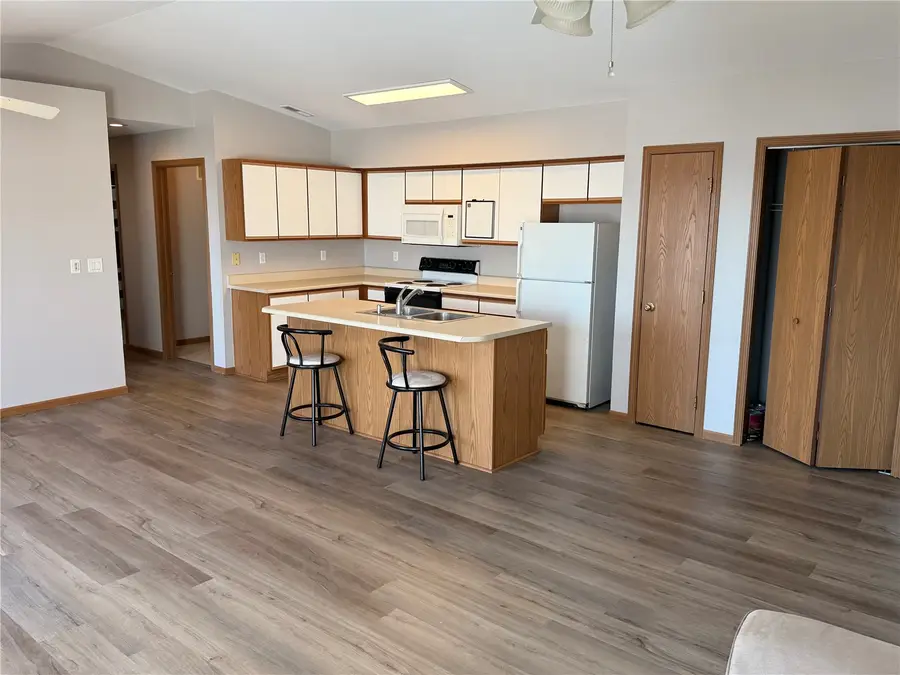 5575 Kacena Avenue #5, Marion, IA 52302 - #2