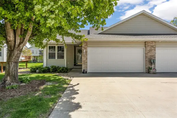 6620 Waterview Dr Sw, Cedar Rapids, IA 52404