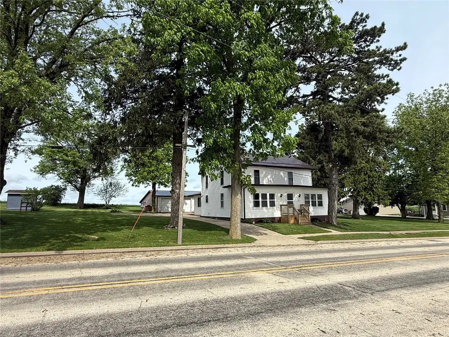 116 Main Street, Colesburg, IA 52035 - #3