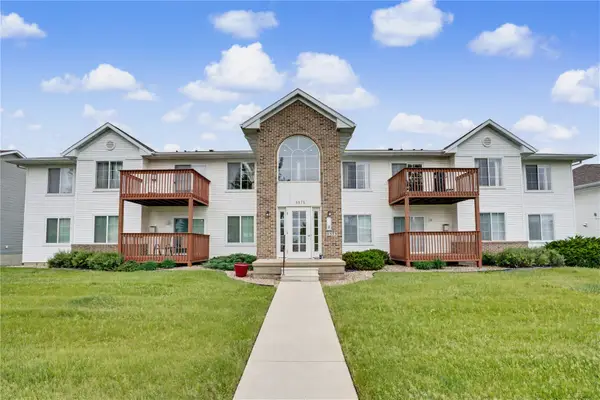 5575 Kacena Ave #6, Marion, IA 52302