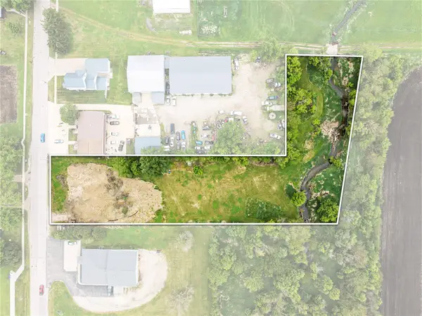 410 S Main Avenue, Alburnett, IA 52202