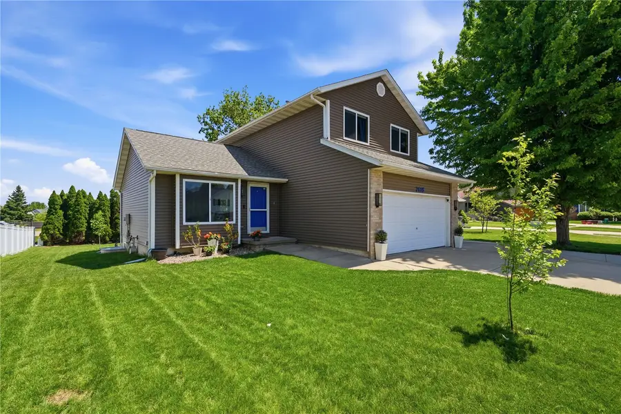 7418 Mallard Court Ne, Cedar Rapids, IA 52402 - #2