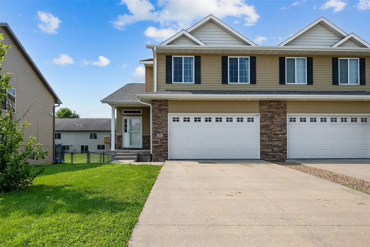 37 Ash Court, North Liberty, IA 52317 - #1